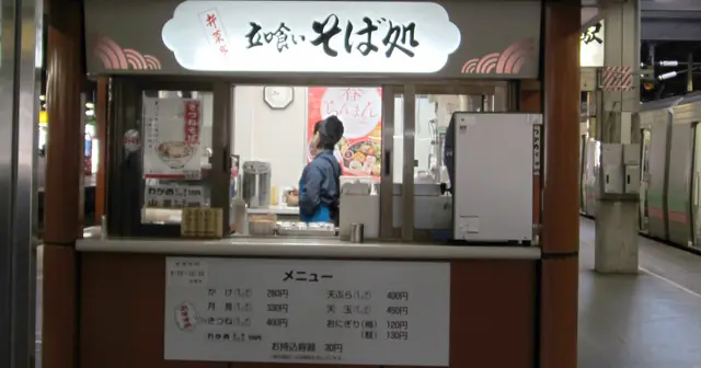 40年勤めた会社を辞めて21席のそば屋を承継。改装800万円、開店2カ月で客の半分が前店の常連