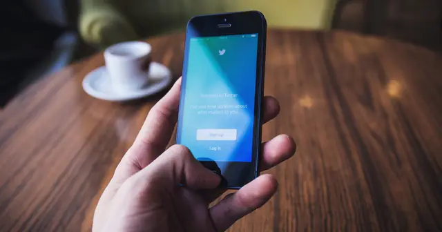 Tweet Hunter/Taplio、MVPから18ヶ月で$10M売却、しかし創業者は後悔した。アーンアウトの教訓